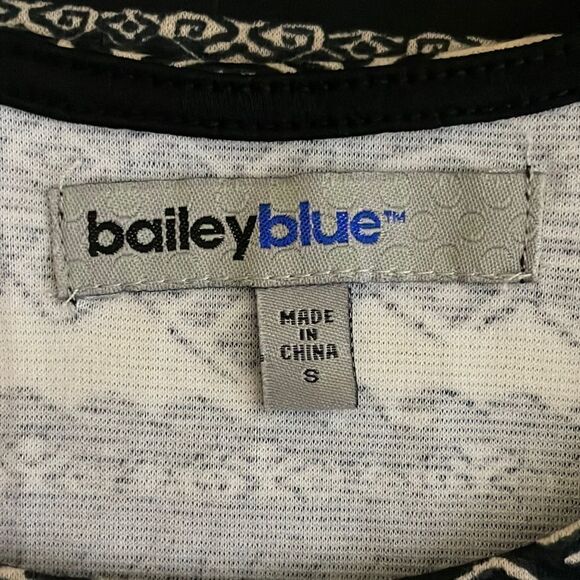 BAILEY Blue Geometric Print Lace Insert Skater Dress Size Small - Picture 8 of 10